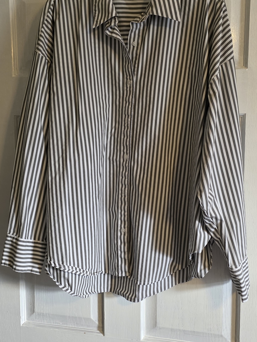 Express Black and White Vertical Stripe Button-Down Shirt